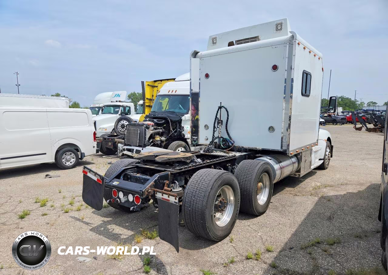2013 Kenworth Constructi - Semi Truck VIN:1XKAD49XXDJ364396 - 3