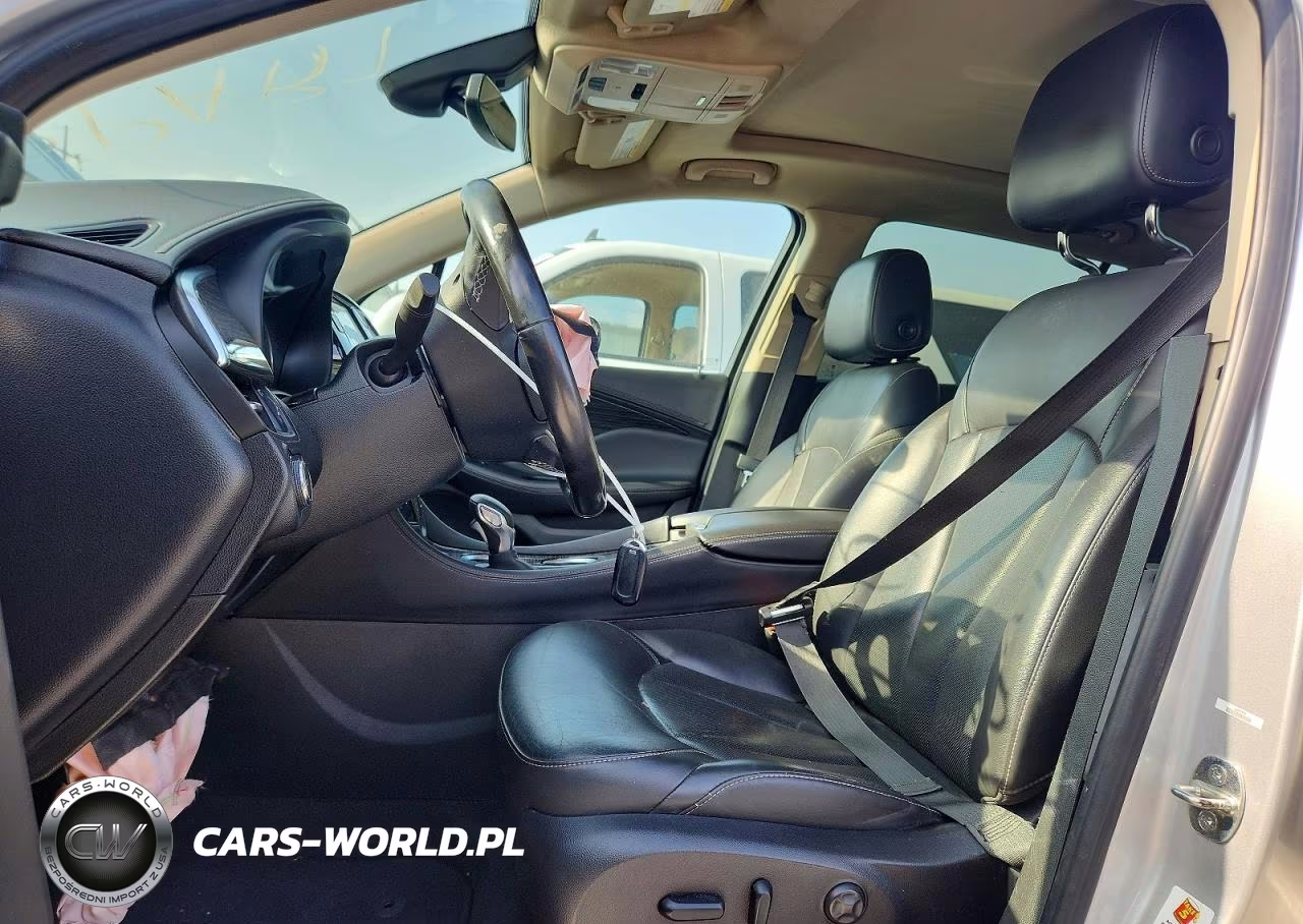 2018 Buick Envision Premium VIN:LRBFX3SX6JD004967 - 8