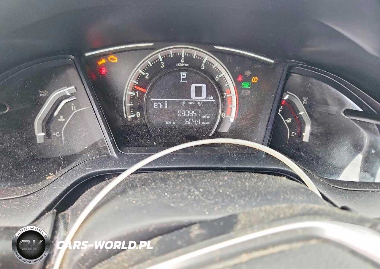 2018 Honda Civic Lx VIN:19XFC2F57JE044098 - 9