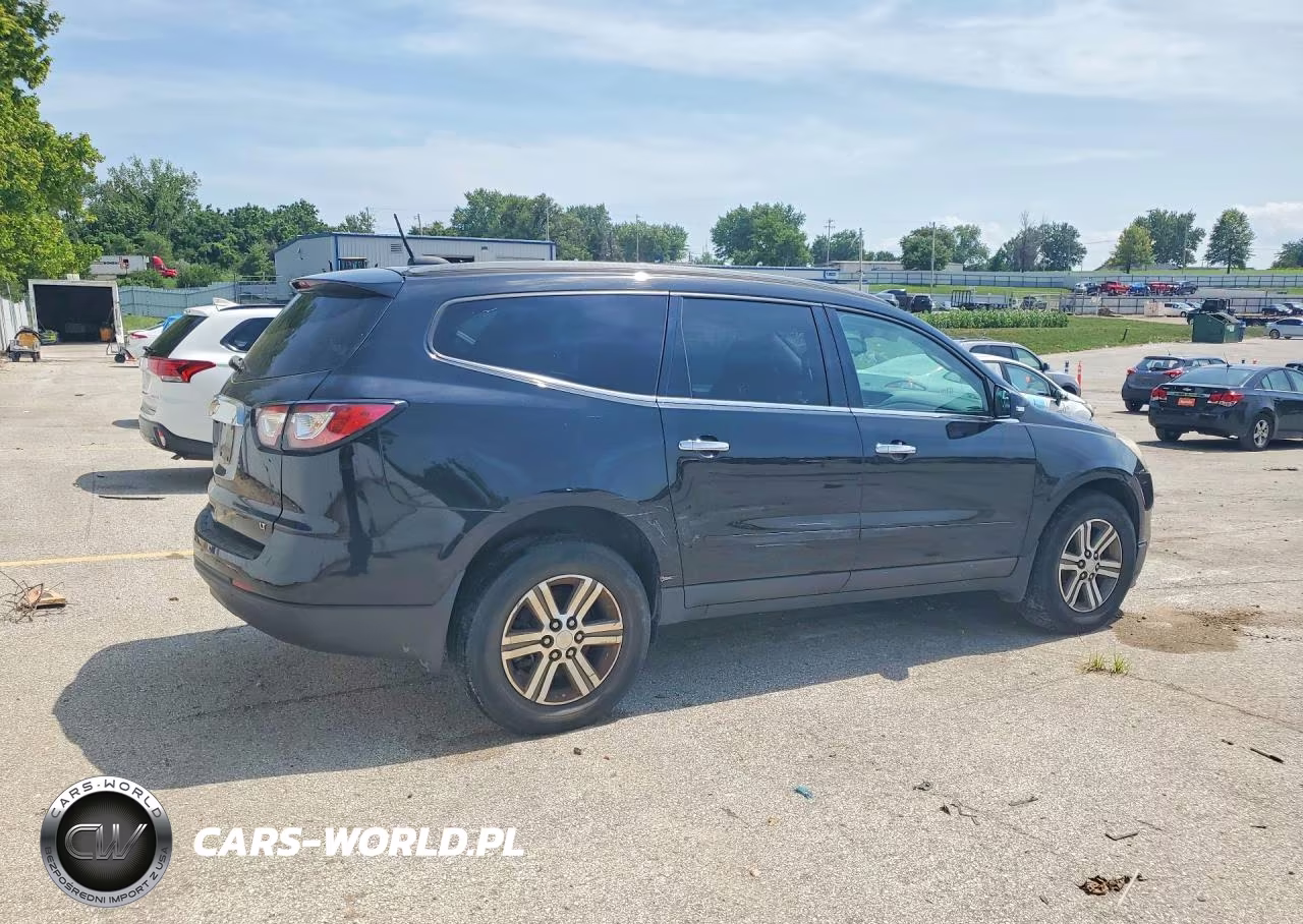 2017 Chevrolet Traverse Lt VIN:1GNKVGKD9HJ110156 - 3