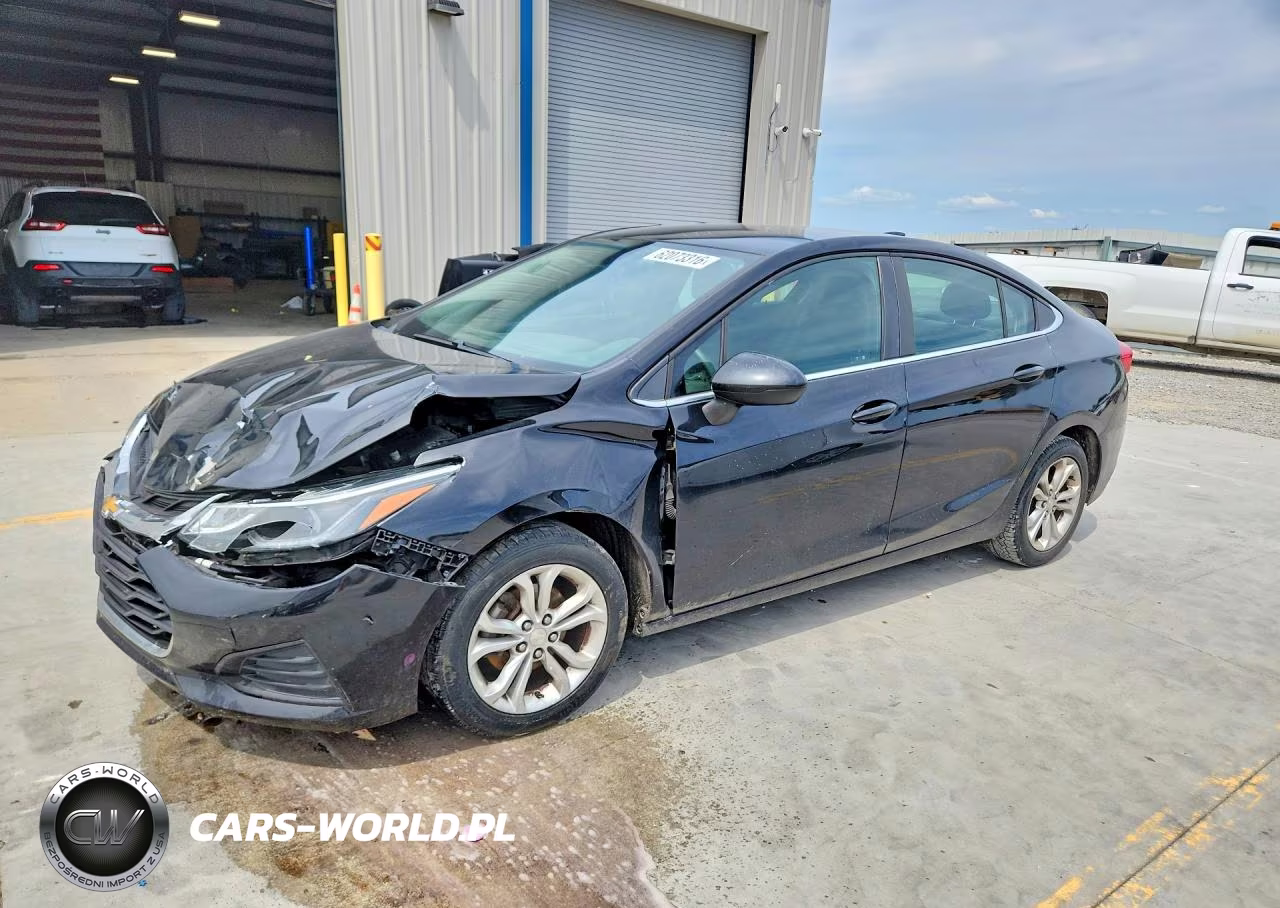 2019 Chevrolet Cruze Lt VIN:1G1BE5SM7K7145322 - 1