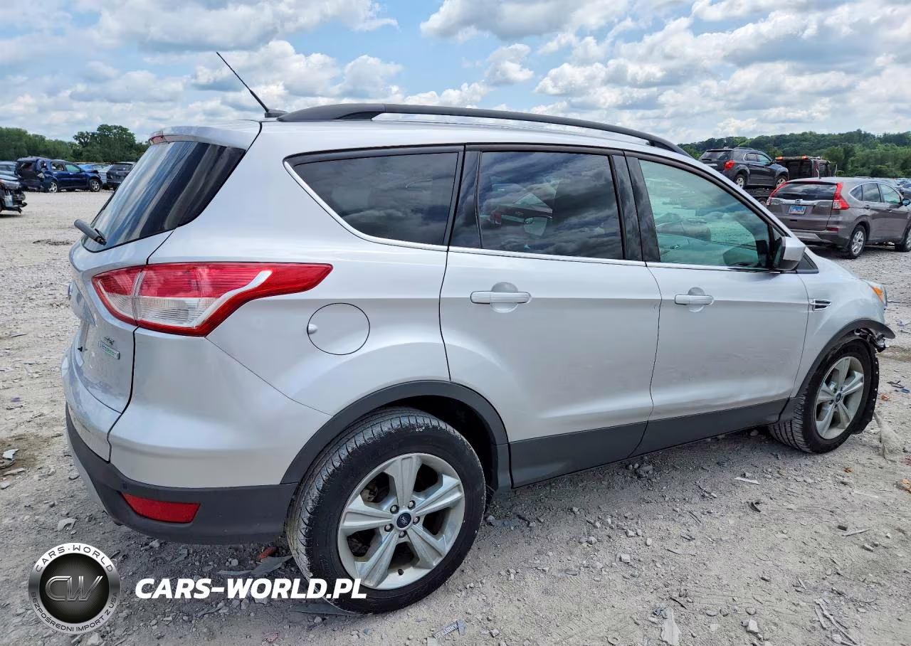 2015 Ford Escape Se VIN:1FMCU0G93FUC23801 - 3