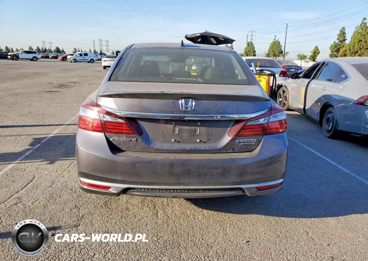 2017 Honda Accord Touring Hybrid VIN:JHMCR6F7XHC031968 - 6