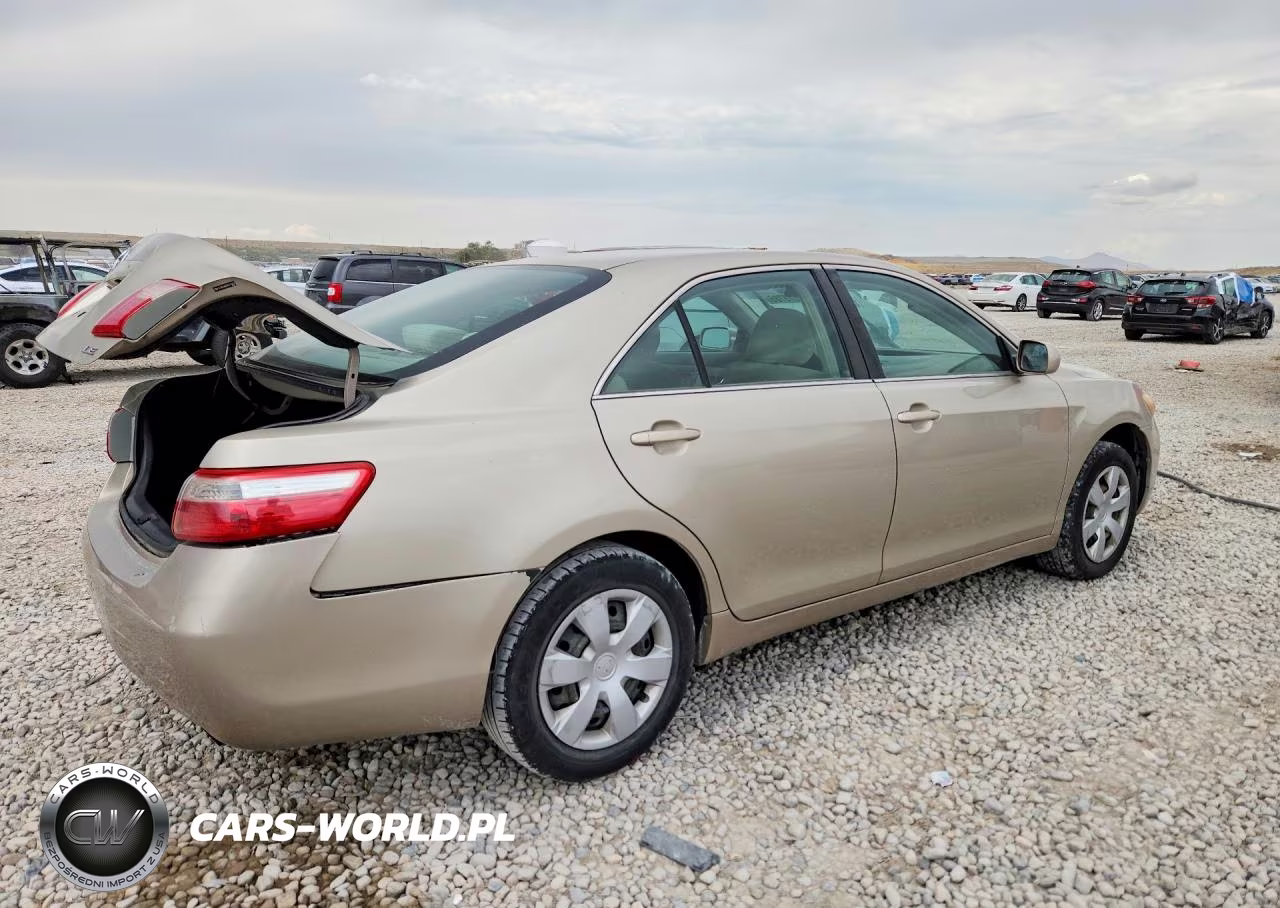 2007 Toyota Camry Le VIN:4T1BE46K67U714837 - 3