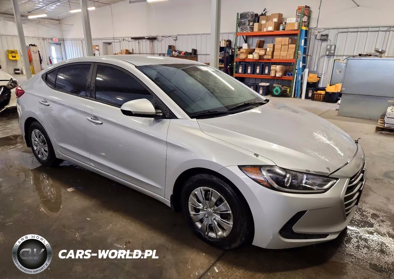 2018 Hyundai Elantra Se VIN:5NPD74LF8JH299245 - 4