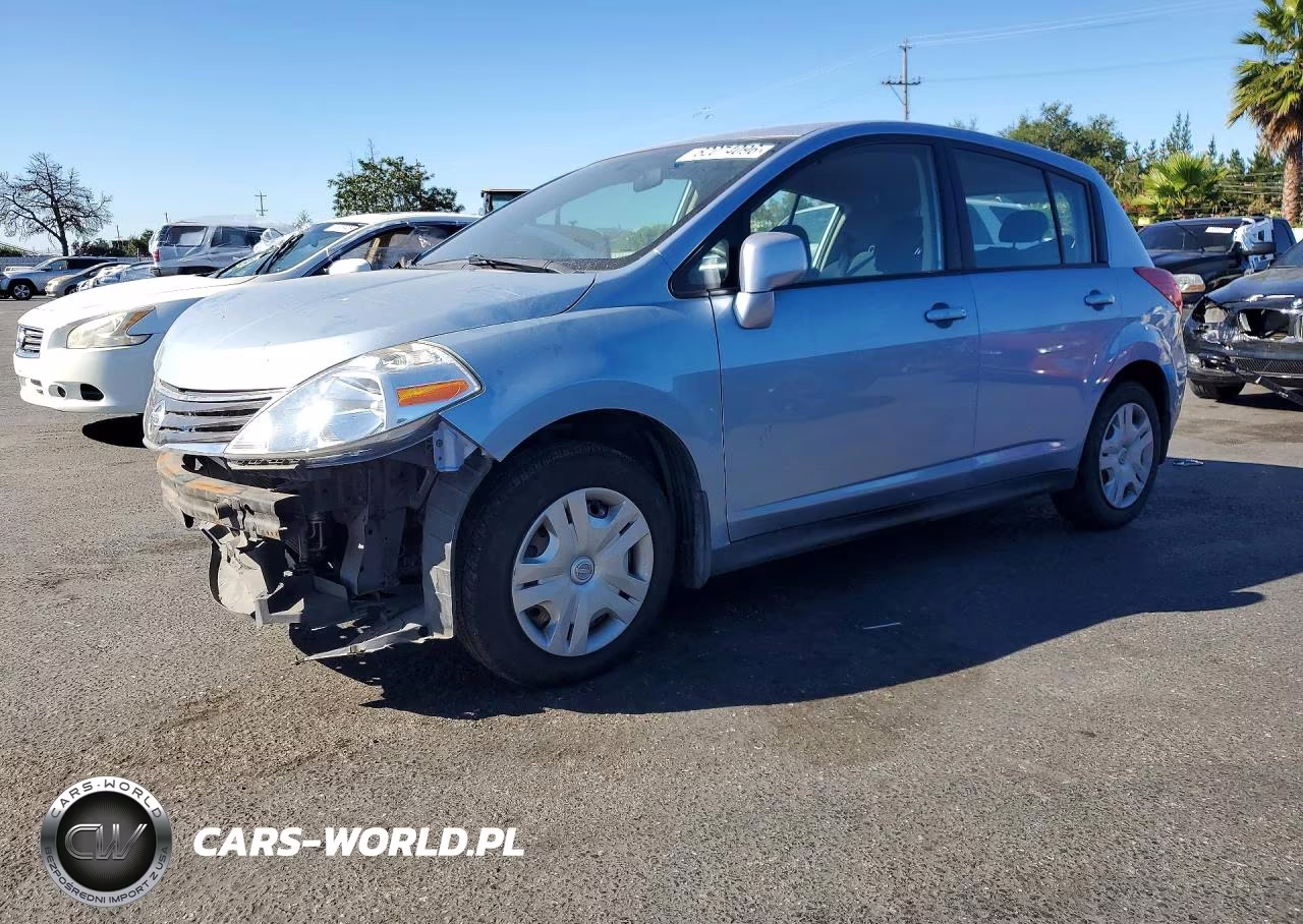 2010 Nissan Versa 1.8 S