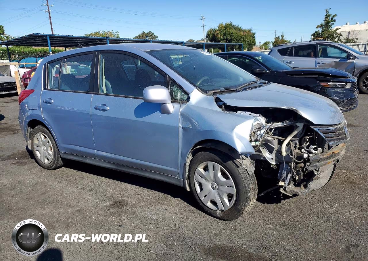 2010 Nissan Versa 1.8 S VIN:3N1BC1CP5AL374982 - 4