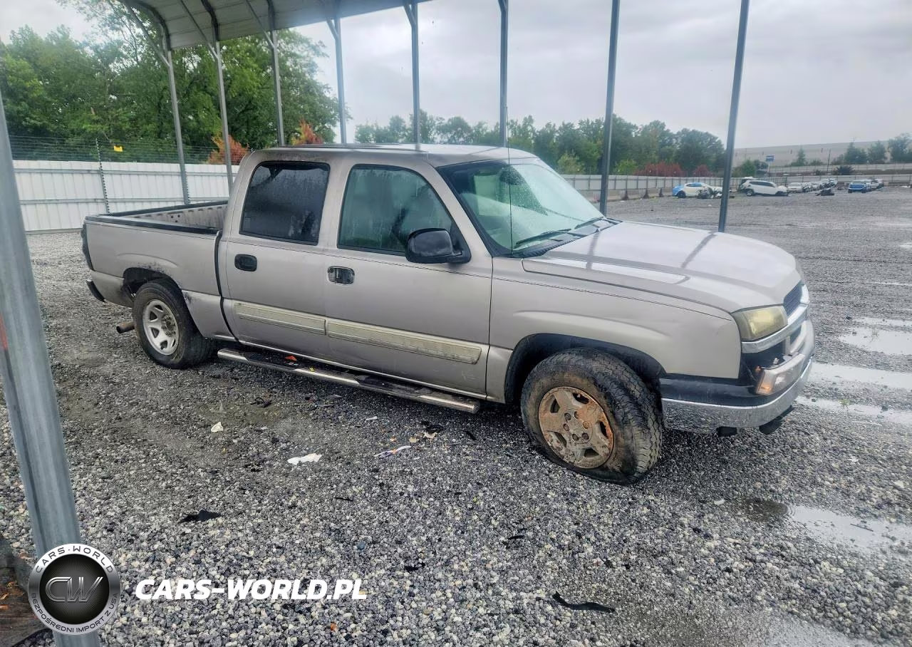 2005 Chevrolet Silverado C1500 VIN:2GCEC13T051155622 - 4