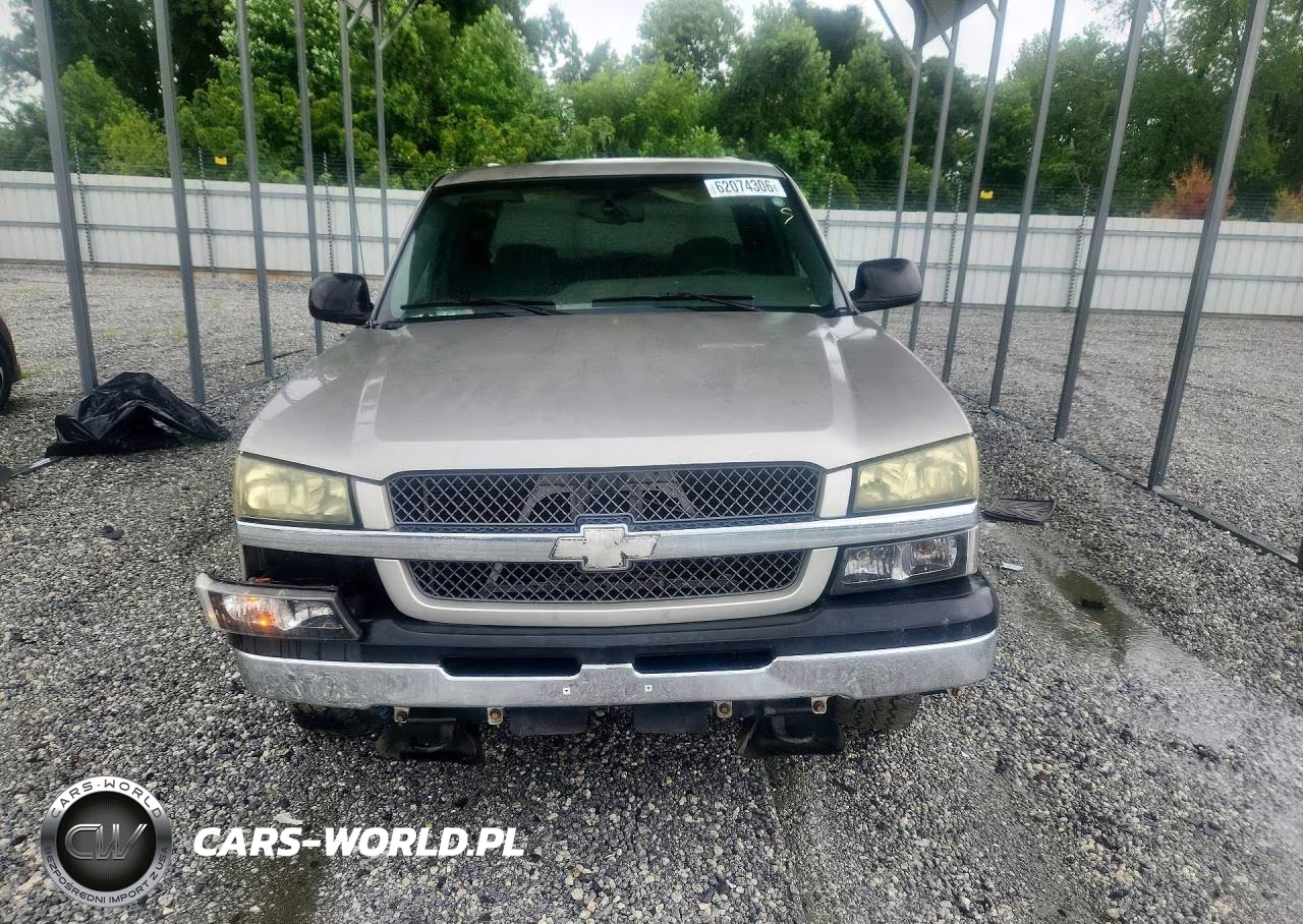 2005 Chevrolet Silverado C1500 VIN:2GCEC13T051155622 - 5