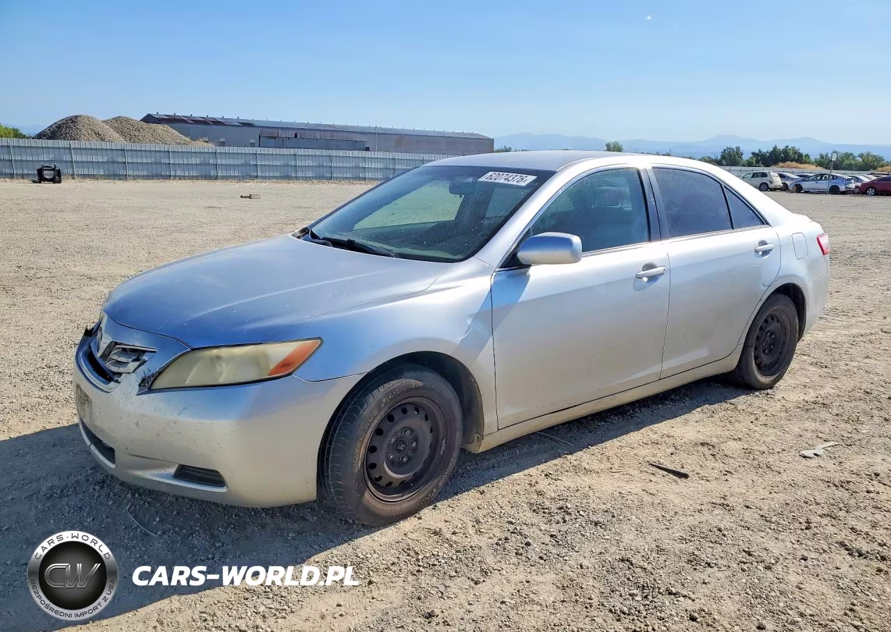 2007 Toyota Camry Le – zdjęcie 1 z 12