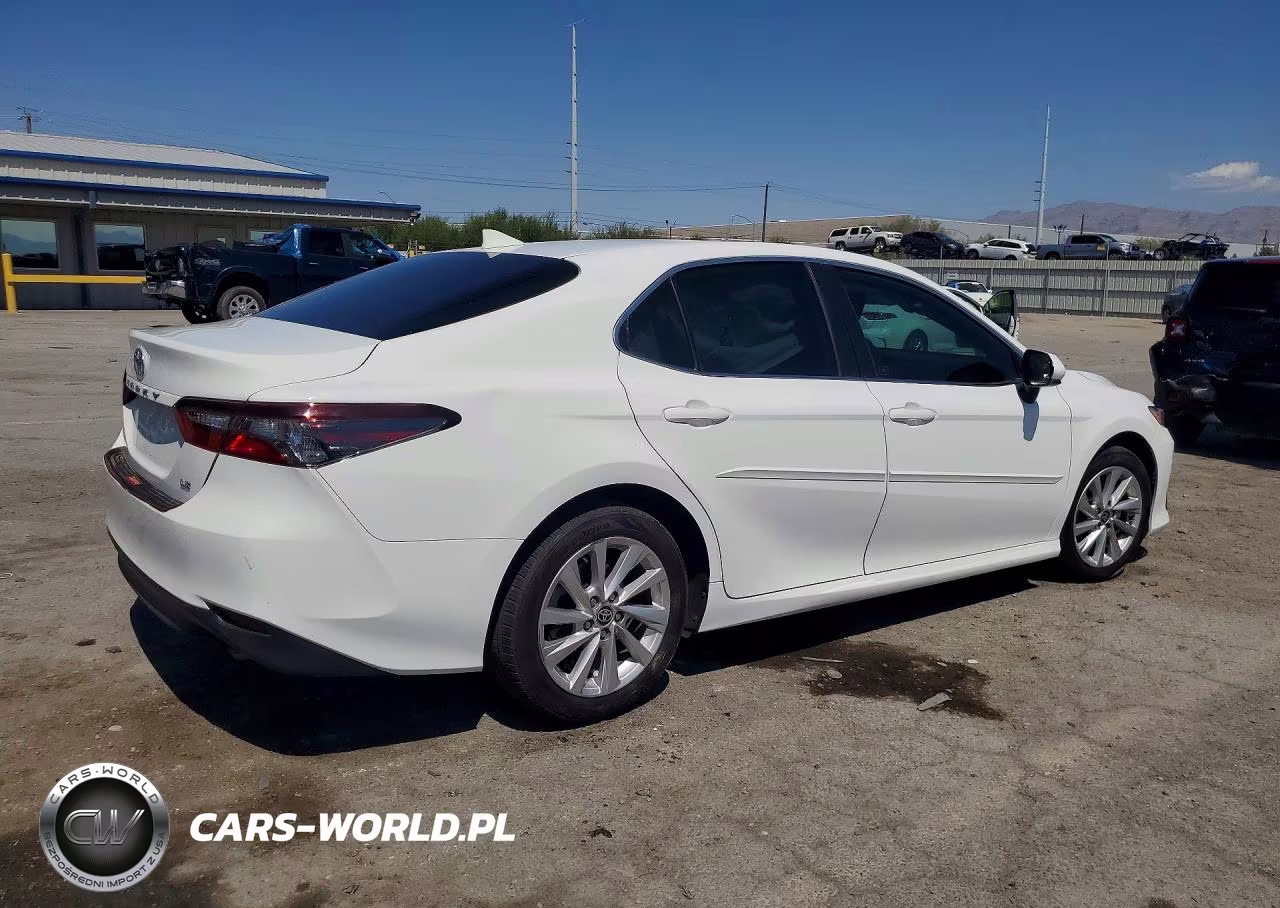 2024 Toyota Camry Le VIN:4T1C11AK3RU869094 - 3