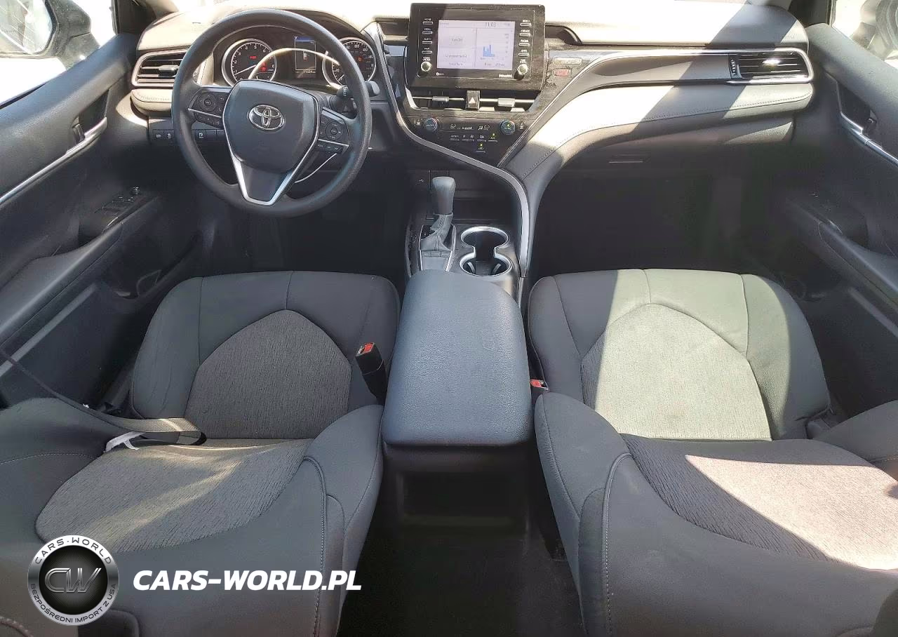 2024 Toyota Camry Le VIN:4T1C11AK3RU869094 - 8