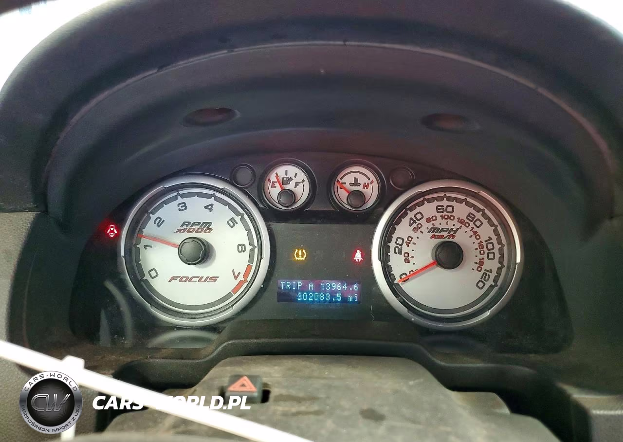 2010 Ford Focus VIN:1FAHP3FN9AW118636 - 9