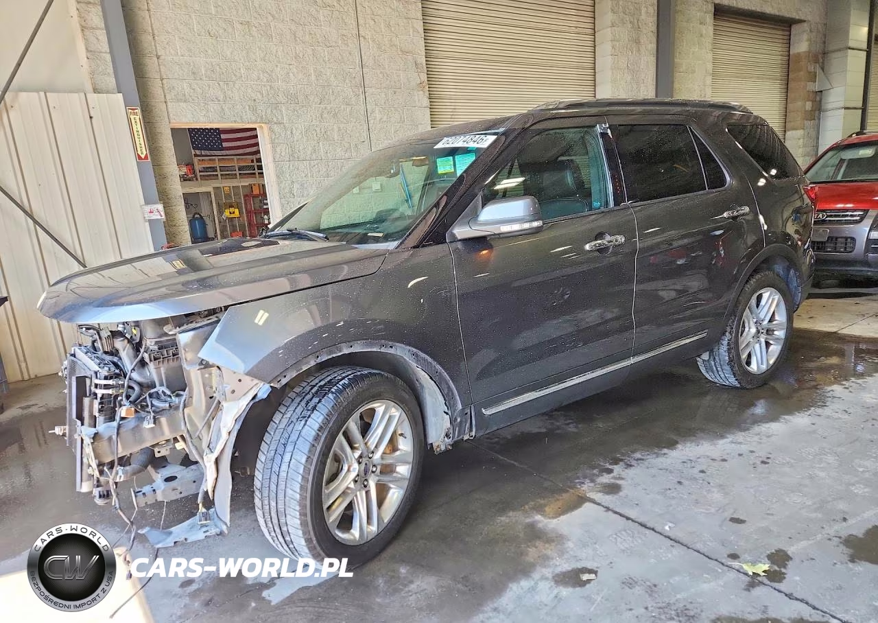 2017 Ford Explorer Limited – zdjęcie 1 z 14