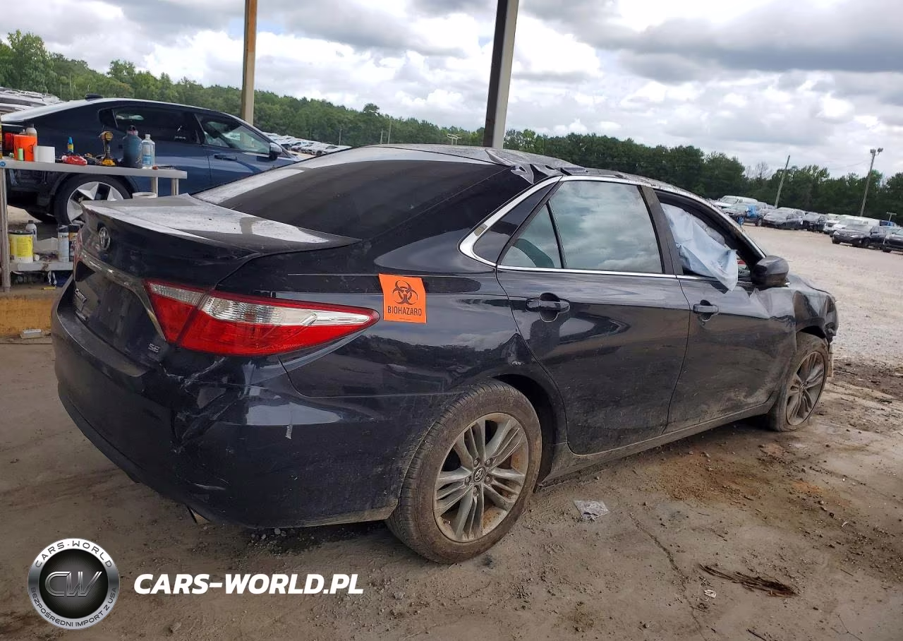 2017 Toyota Camry Se VIN:4T1BF1FK9HU452857 - 3
