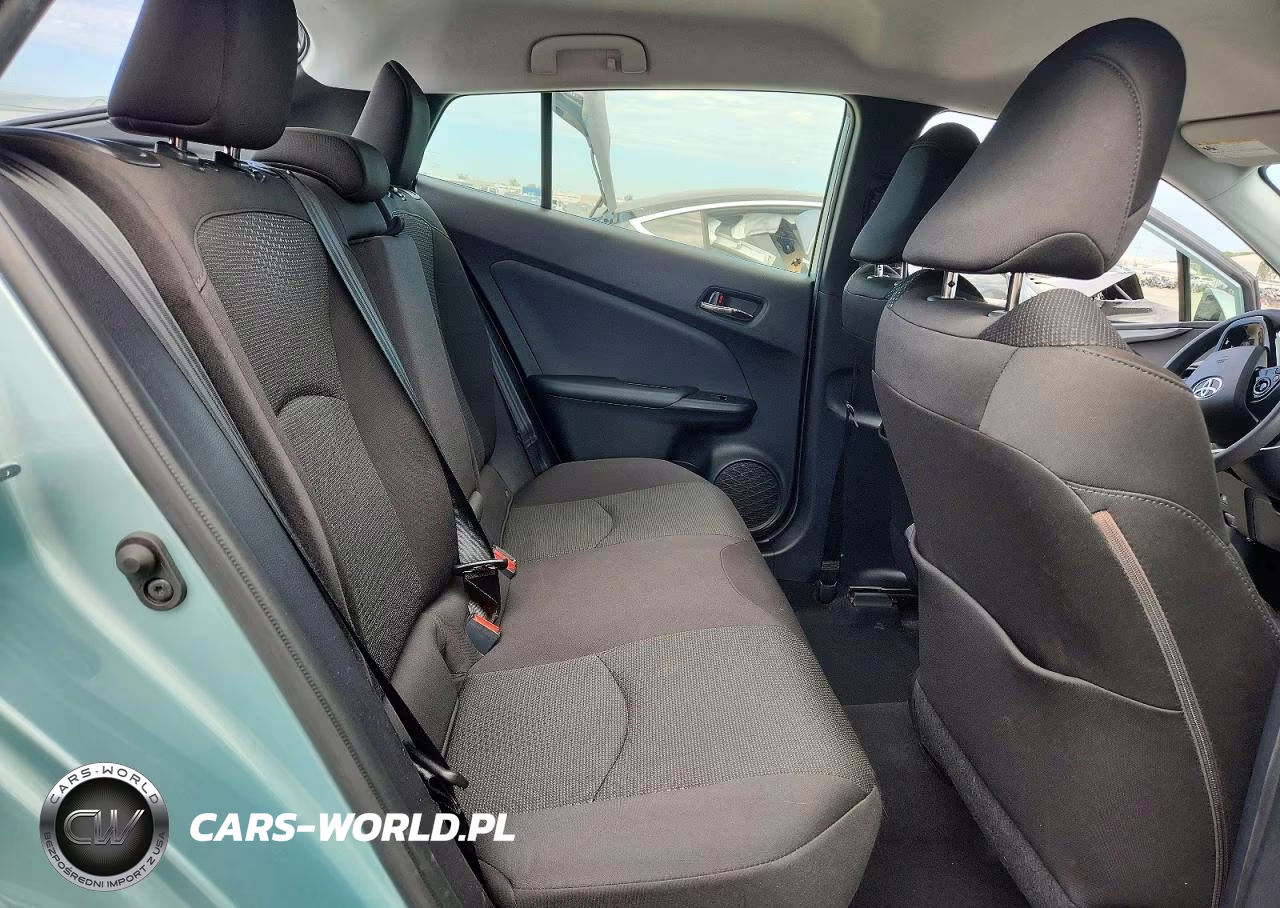 2020 Toyota Prius Le VIN:JTDKARFU4L3124831 - 10