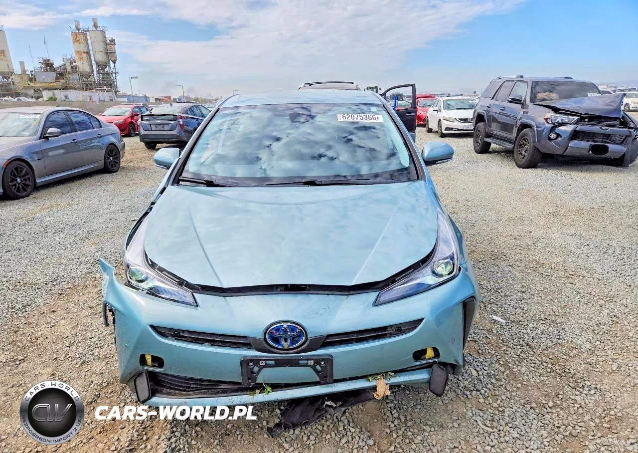 2020 Toyota Prius Le VIN:JTDKARFU4L3124831 - 5