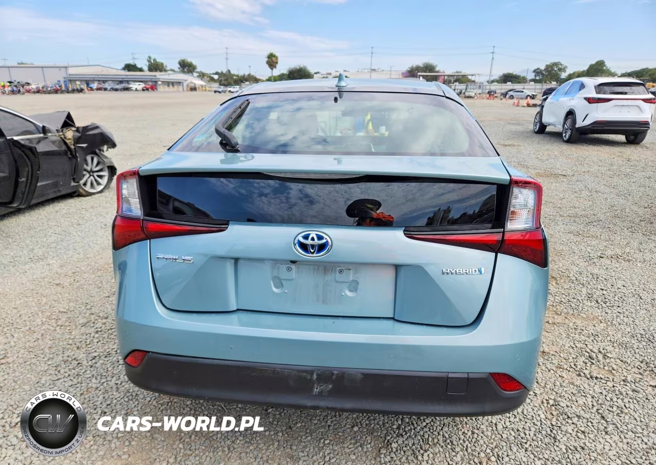 2020 Toyota Prius Le VIN:JTDKARFU4L3124831 - 6