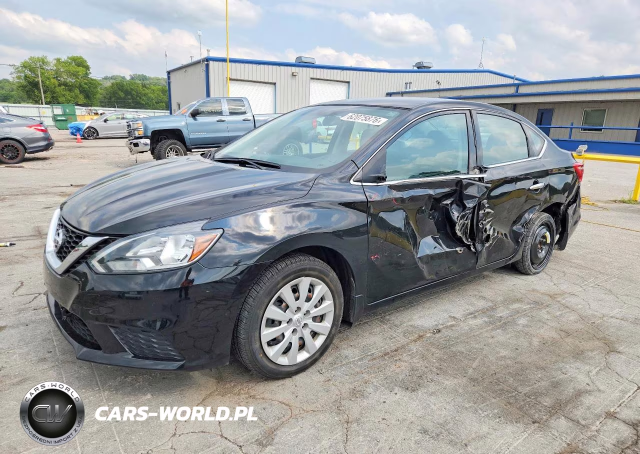 2017 Nissan Sentra S – zdjęcie 1 z 13