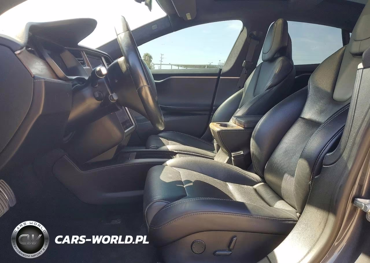 2018 Tesla Model S VIN:5YJSA1E45JF287684 - 7