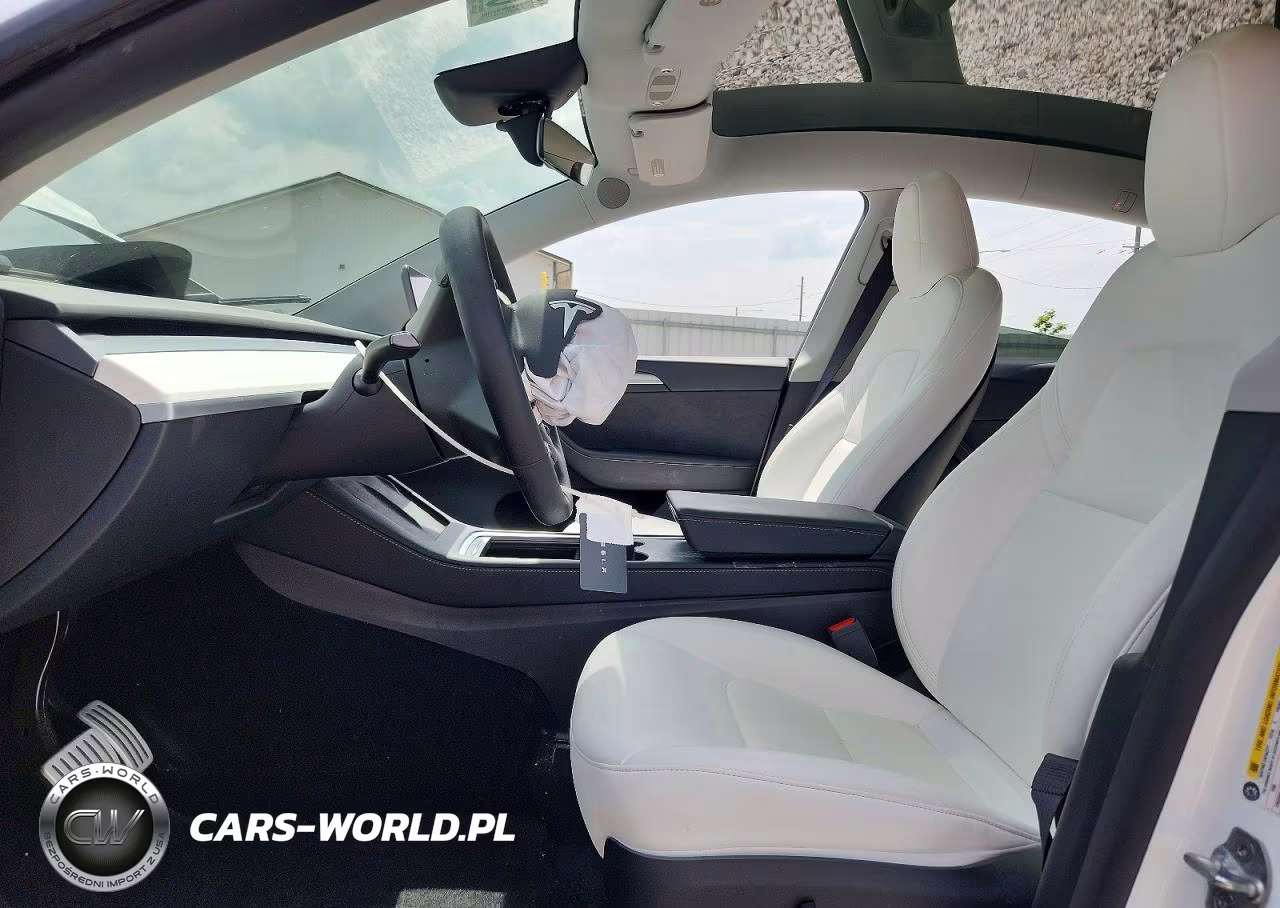 2024 Tesla Model Y VIN:7SAYGDEF2RA330501 - 7