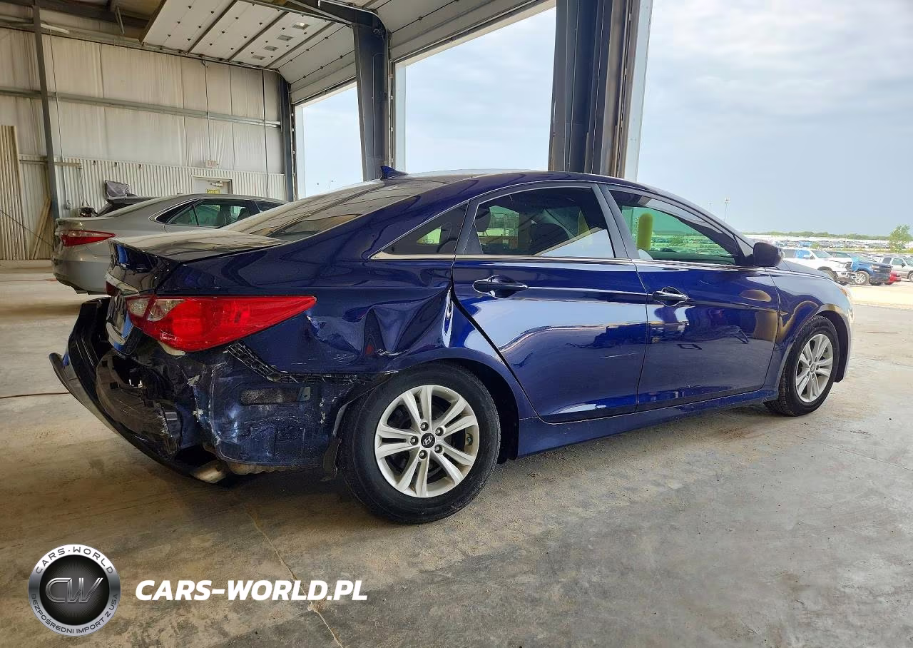 2014 Hyundai Sonata Gls VIN:5NPEB4AC8EH827660 - 3