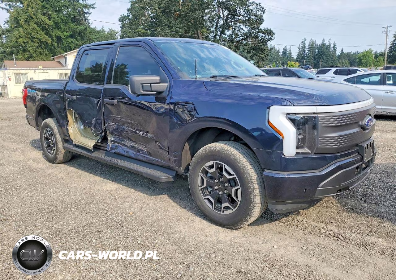2022 Ford F150 Lightning Pro VIN:1FTVW1EL5NWG00935 - 4