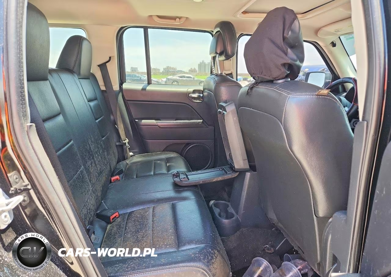 2014 Jeep Patriot Latitude VIN:1C4NJPFA9ED821710 - 10