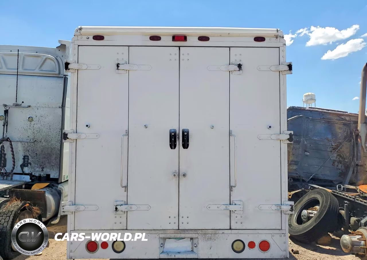 2006 Freightliner Mt45G Chassis Delivery Truck VIN:4UZAANBW36CW65638 - 6