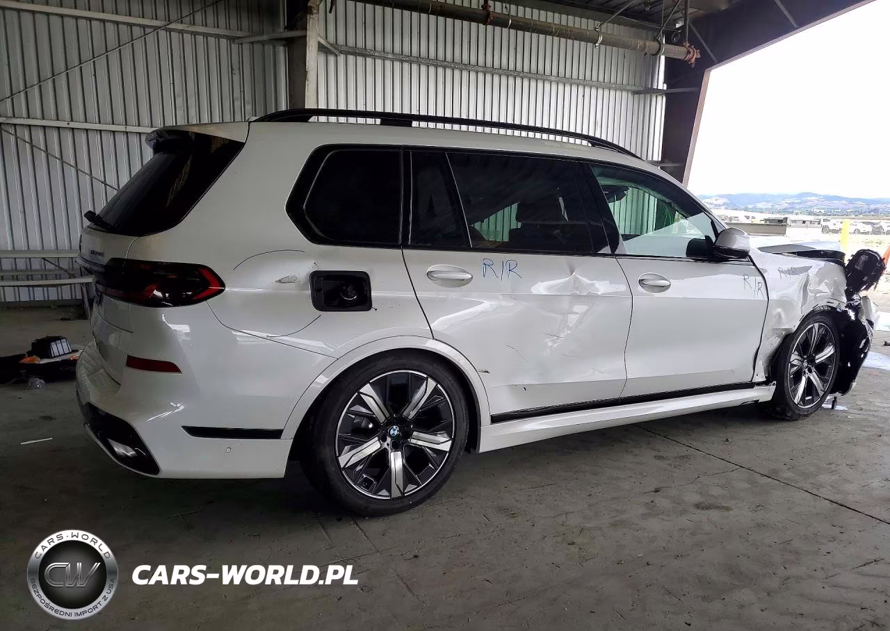 2026 BMW X7 xDrive40I VIN:5UX23EM04T9384130 - 3