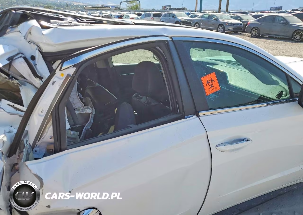 2023 Hyundai Sonata Hybrid Limited VIN:KMHL54JJ6PA077582 - 10