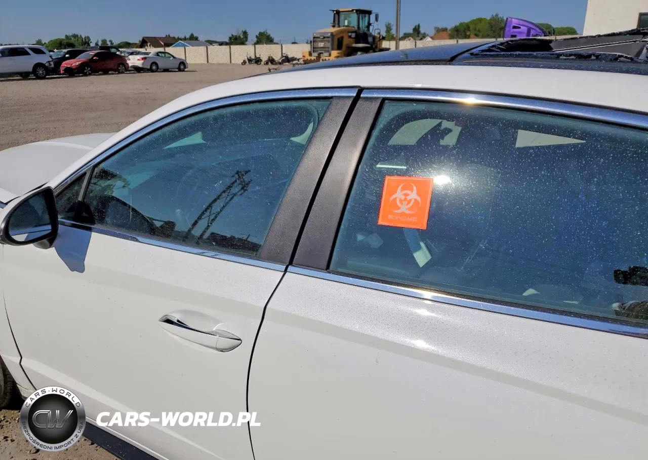 2023 Hyundai Sonata Hybrid Limited VIN:KMHL54JJ6PA077582 - 8