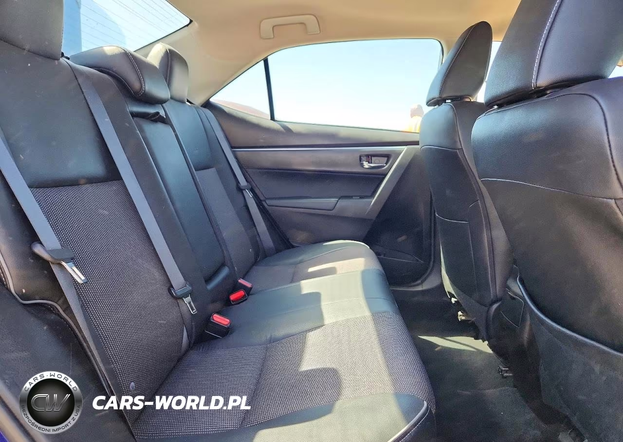 2015 Toyota Corolla S Plus VIN:5YFBURHE8FP190582 - 10