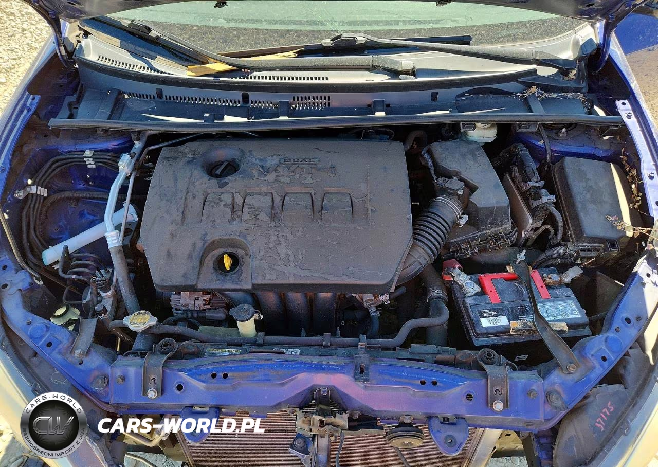 2015 Toyota Corolla S Plus VIN:5YFBURHE8FP190582 - 11