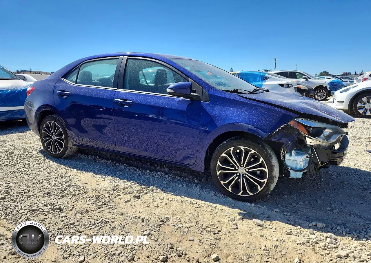 2015 Toyota Corolla S Plus VIN:5YFBURHE8FP190582 - 4