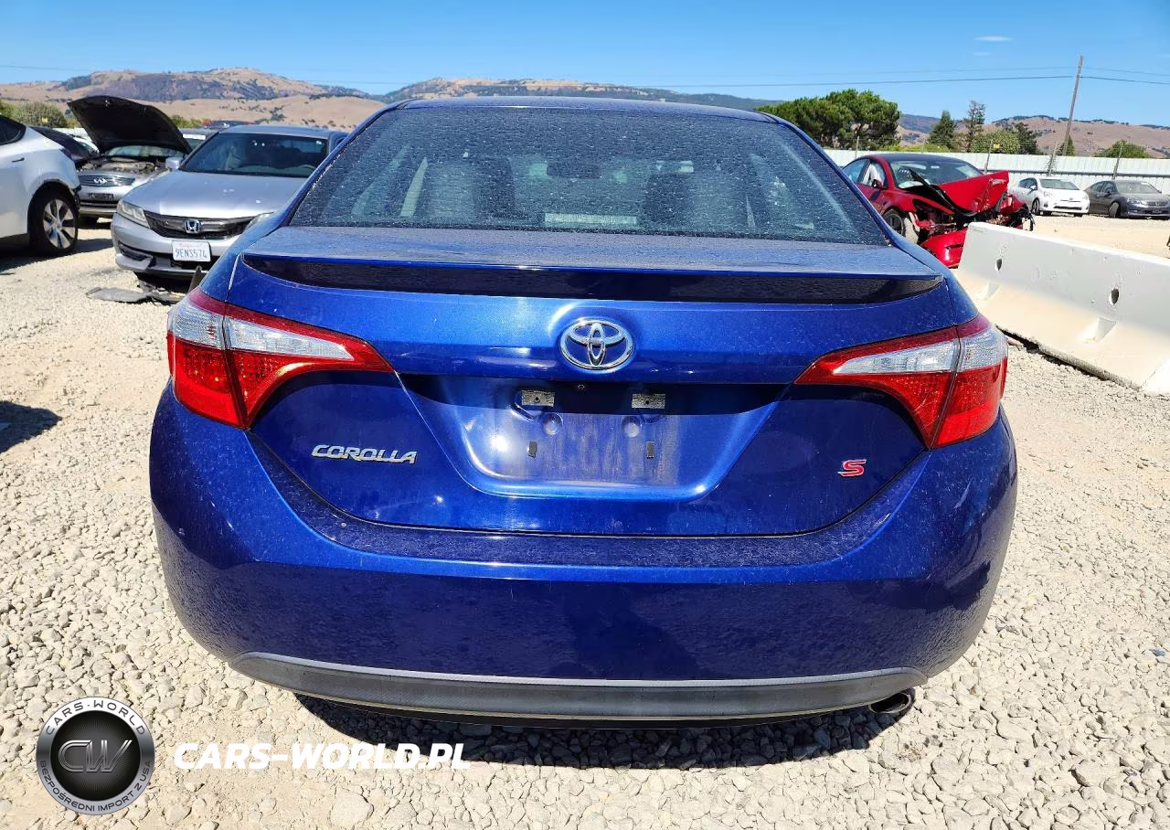 2015 Toyota Corolla S Plus VIN:5YFBURHE8FP190582 - 6