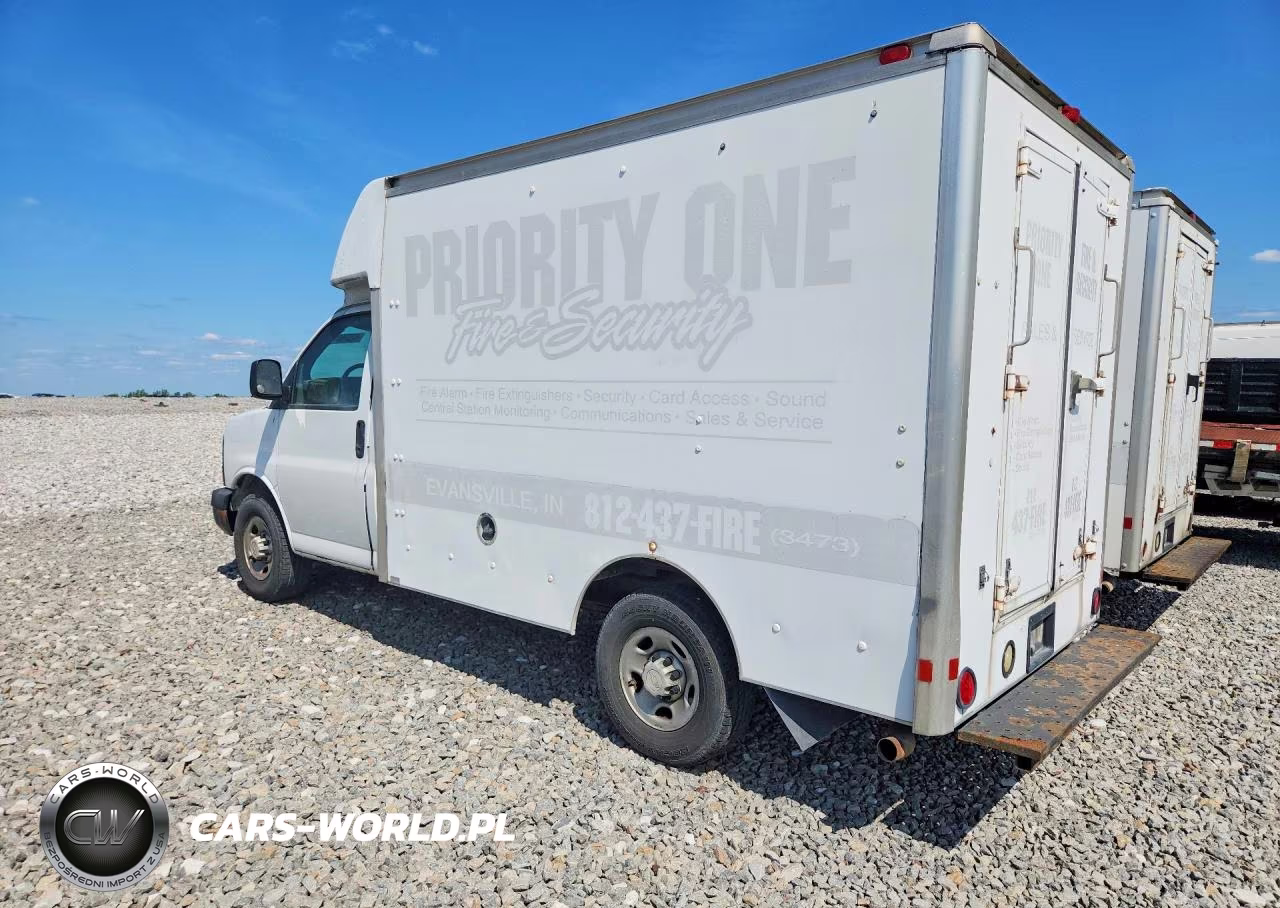 2007 Chevrolet Express G3500 VIN:1GBHG31U671105605 - 2