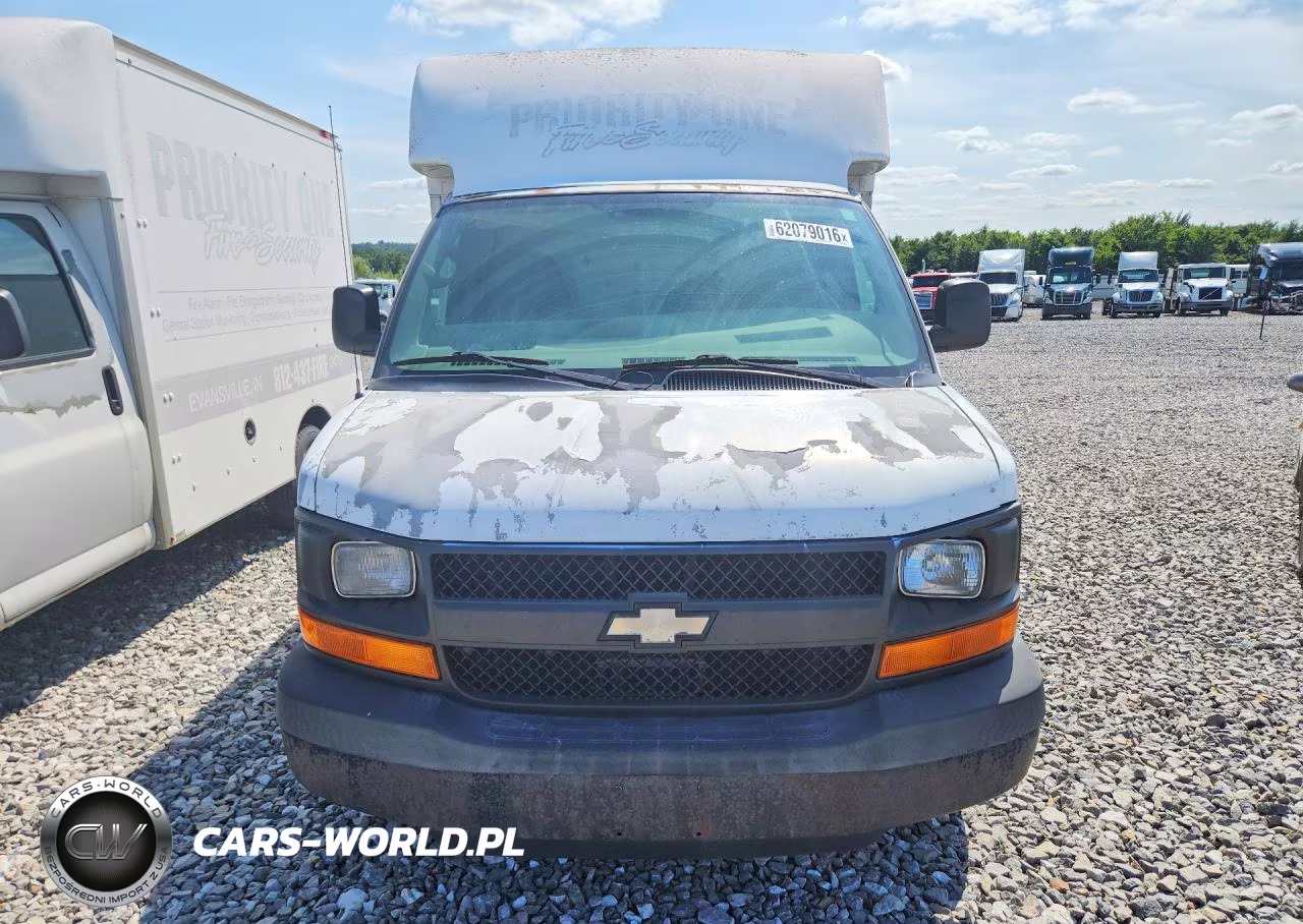 2007 Chevrolet Express G3500 VIN:1GBHG31U671105605 - 5
