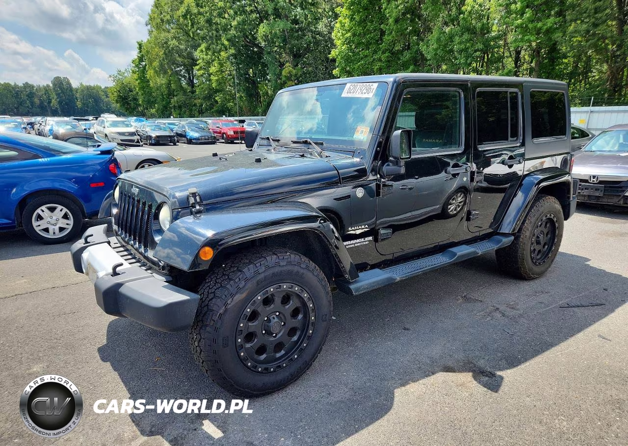 2014 Jeep Wrangler Unlimited Sahara VIN:1C4BJWEG1EL141051 - 1