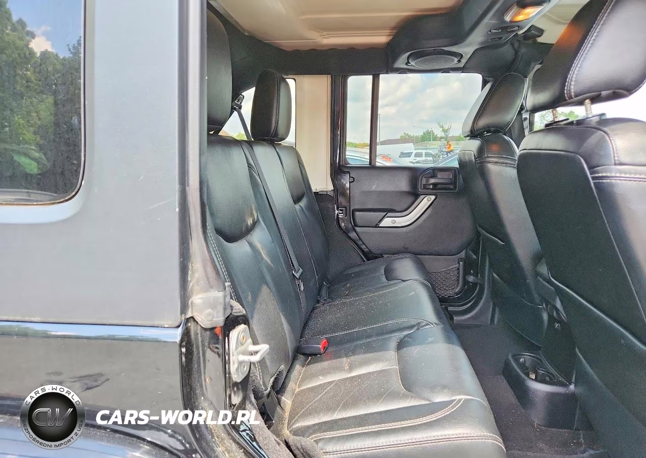 2014 Jeep Wrangler Unlimited Sahara VIN:1C4BJWEG1EL141051 - 10