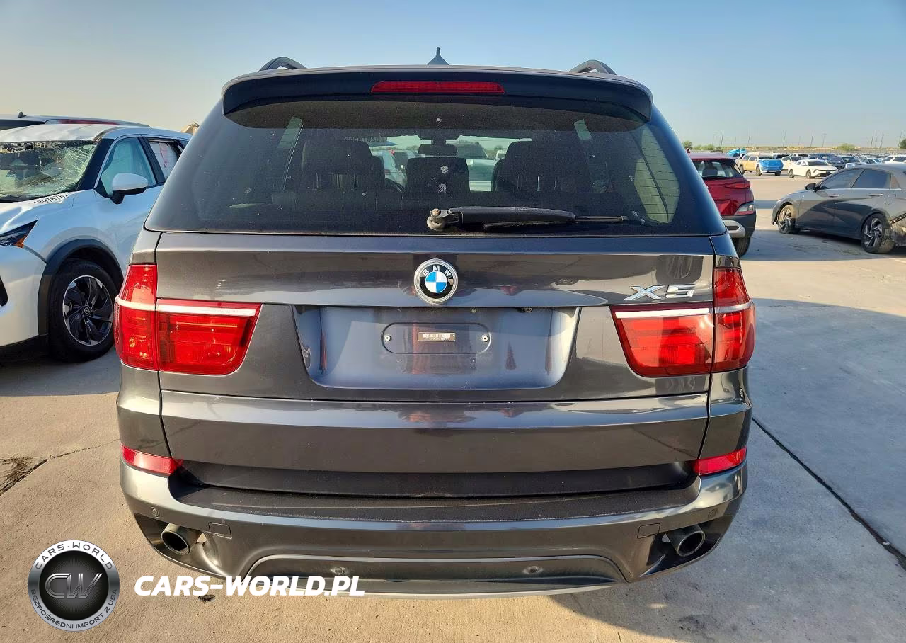 2013 BMW X5 xDrive35I VIN:5UXZV4C57D0E10373 - 6