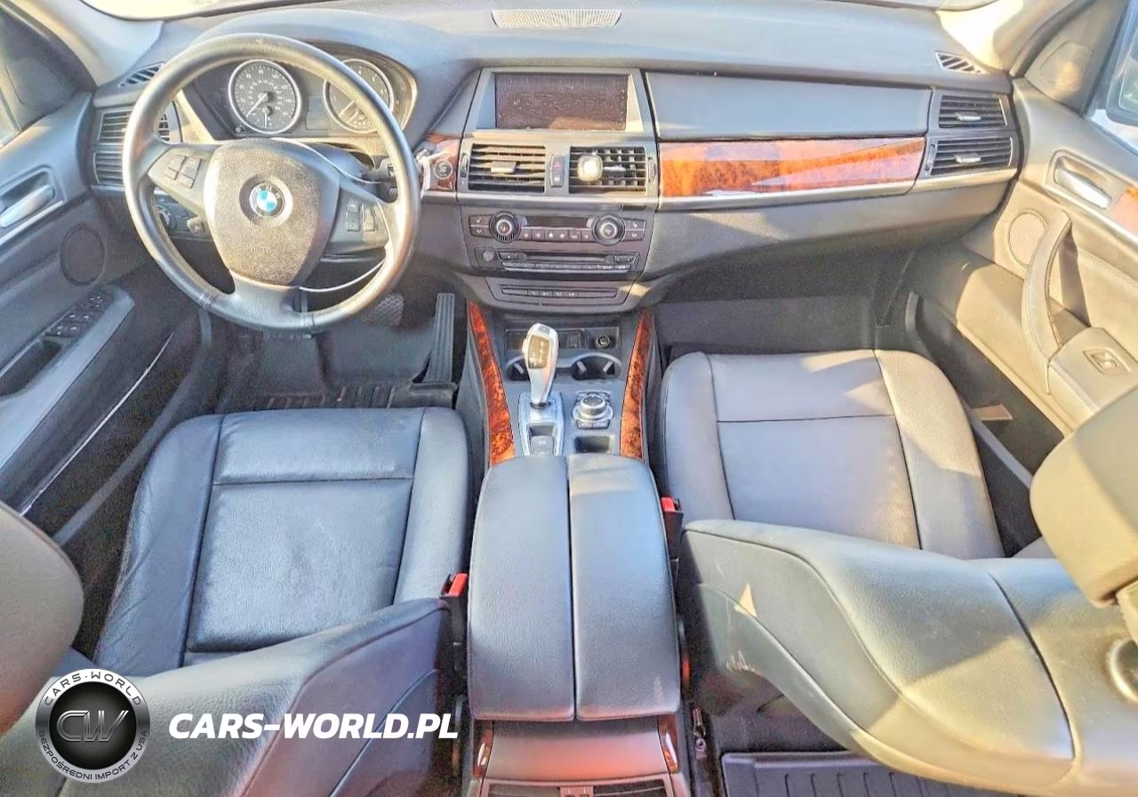 2013 BMW X5 xDrive35I VIN:5UXZV4C57D0E10373 - 8