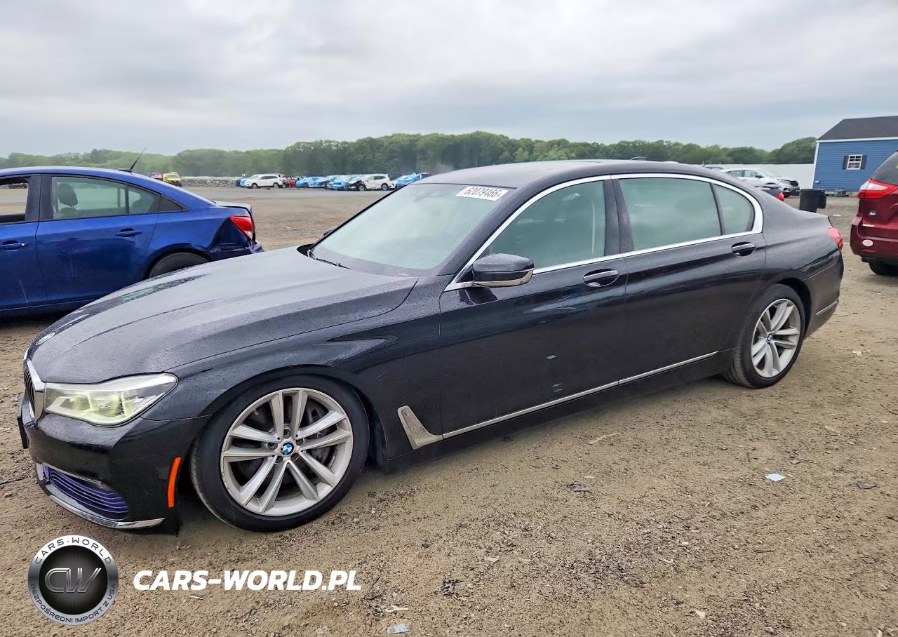 2016 BMW 750 Xi
