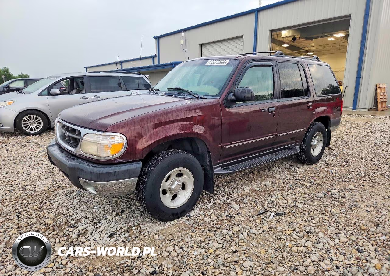 1999 Ford Explorer