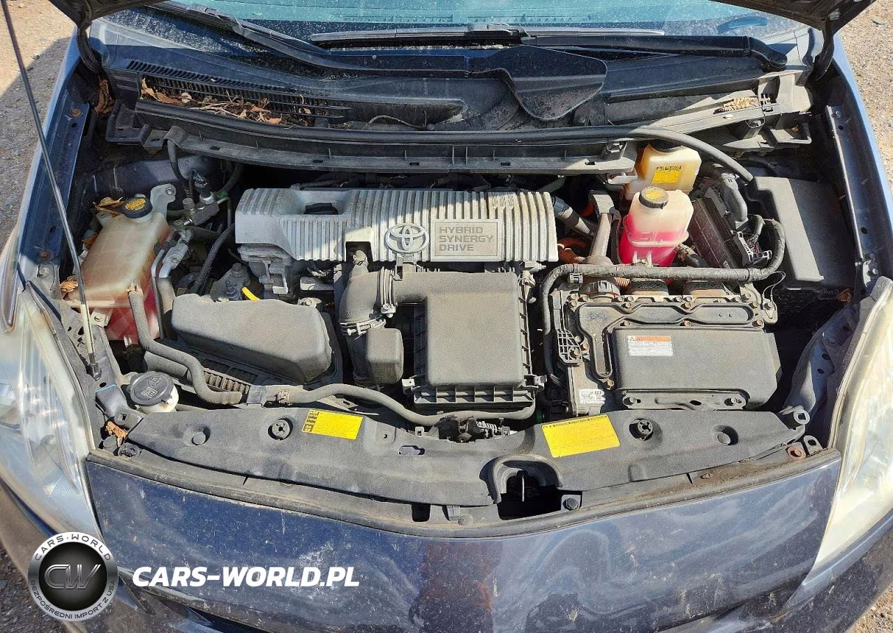 2014 Toyota Prius Two VIN:JTDKN3DU9E1761328 - 11