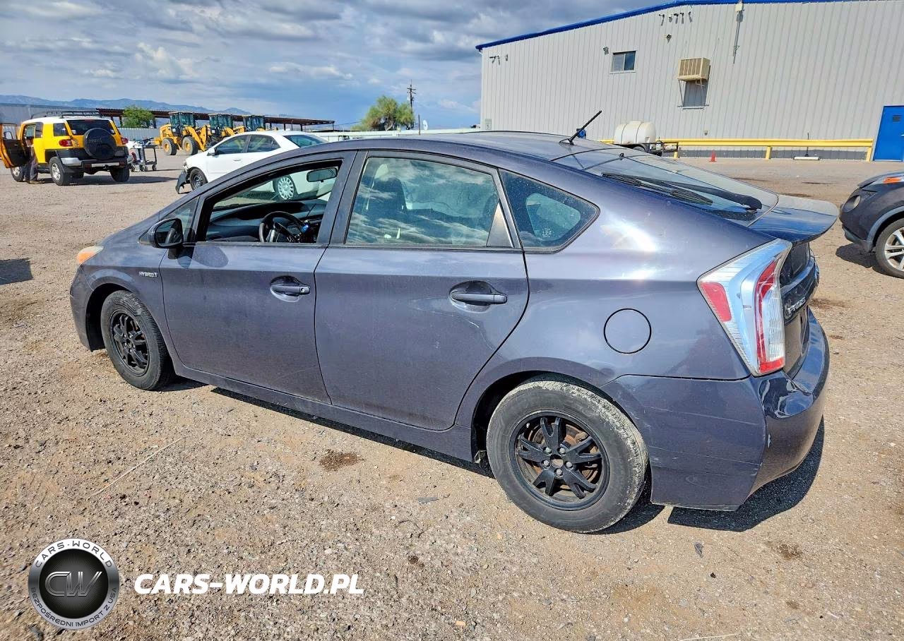 2014 Toyota Prius Two VIN:JTDKN3DU9E1761328 - 2
