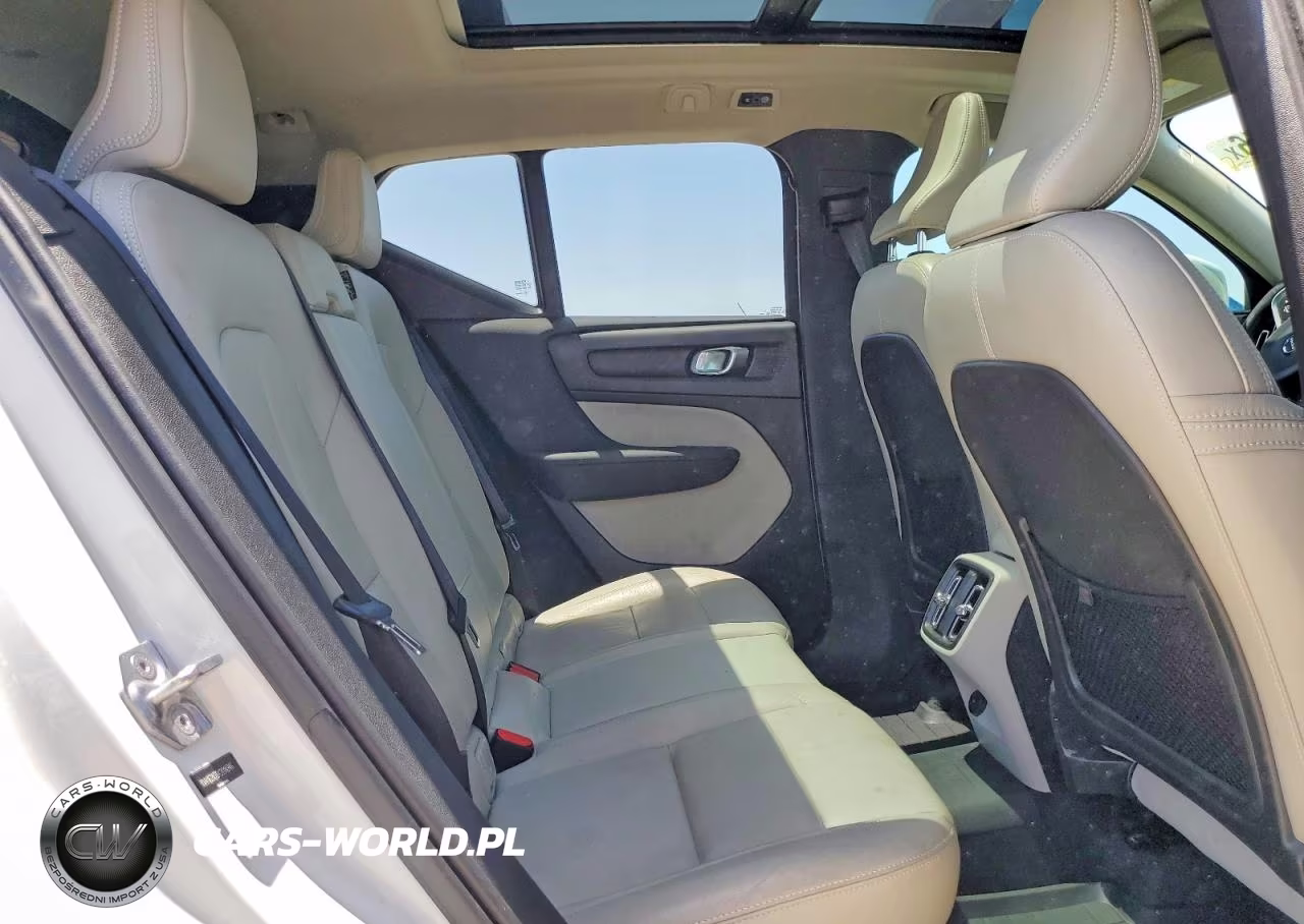 2019 Volvo Xc40 T5 Momentum VIN:YV4162XZ8K2014946 - 11