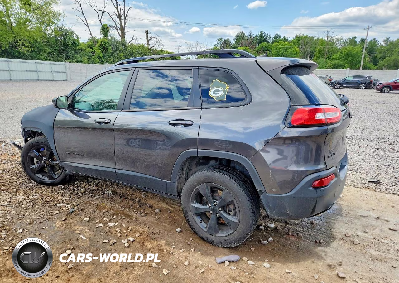 2016 Jeep Cherokee Latitude VIN:1C4PJMCS5GW181636 - 2