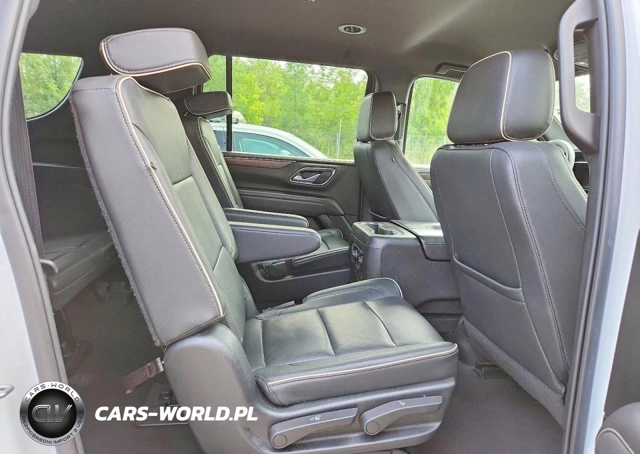 2022 Chevrolet Suburban 2Wd Premier VIN:1GNSCFKD5NR190326 - 11