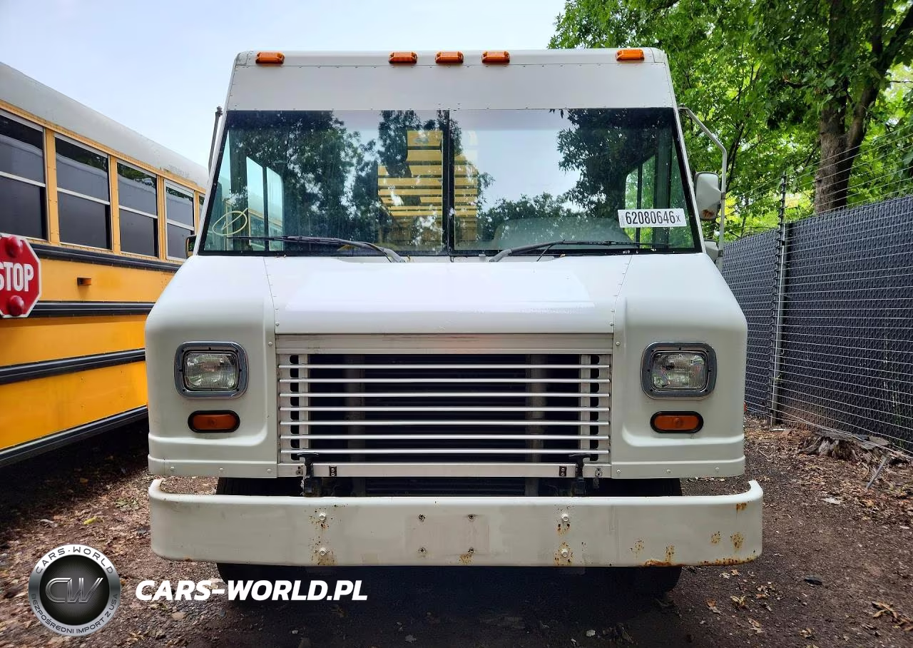 2004 Freightliner Mt45 Chassis Delivery Truck VIN:4UZAANCP74CM43382 - 5